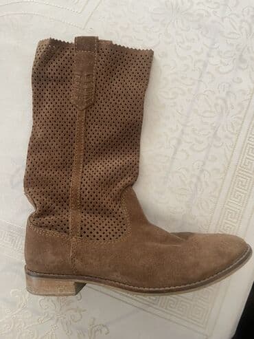 Qadınlar üçün süet çəkmə - Material: yumşaq süet (zəmbilvari