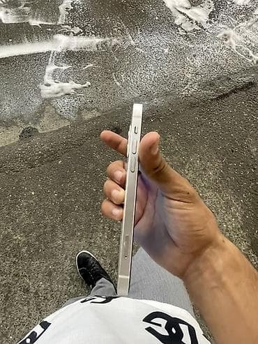 iphone 12 ikinci əl: IPhone 12, Ağ — 3
