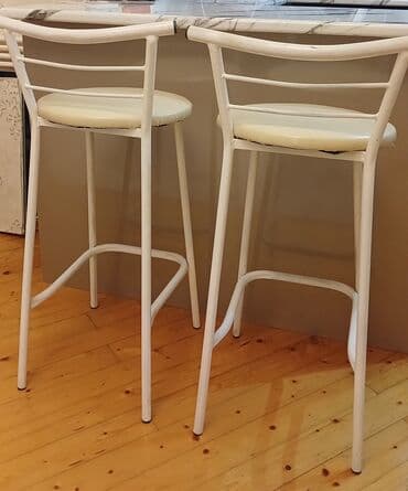 usaq stullari: Mətbəx bar taburetləri – 2 ədəd dəst. Alınıb az istifadə olunub — 2