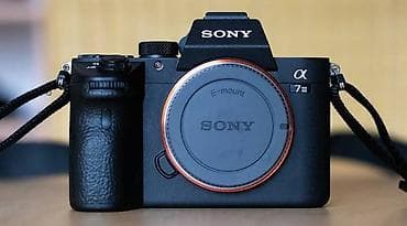 sony 2500: Sony Alpha a7 III (ILCE-7M3) tam kadr güzgüsüz fotoaparat - 24.2 MP — 1