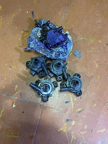 candan test pompası: Avtomobil üçün su nasosu və termostat korpusu hissələri - Fotoşəkildə — 1