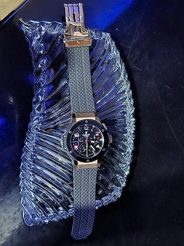 rus saatlari: Qol saatı, Hublot, rəng - Qızılı — 1