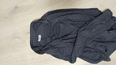 cins jaket: Kişi geyim dəsti – cins şalvarlar və köynəklər Məhsullar: - 2 ədəd — 3