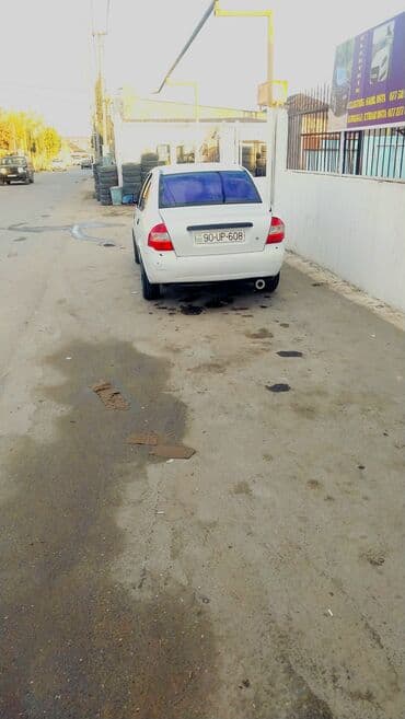Motonəqliyyat: Saipa Tiba: 1.5 l | 2013 il — 2
