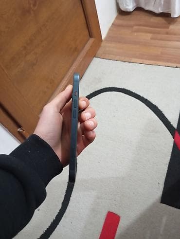 iphone 12 ekran: IPhone 13, 128 GB, Qara, Face ID — 2