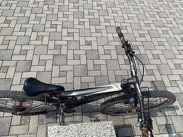 29 velosipedlər: Cube markalı dağ velosipedi. Kadrda “Stereo” yazısı görünür, tam — 2