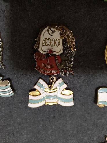 spor: Məhsul: SSRİ dövrünə aid orijinal medallar kolleksiyası Tərkib: - — 9