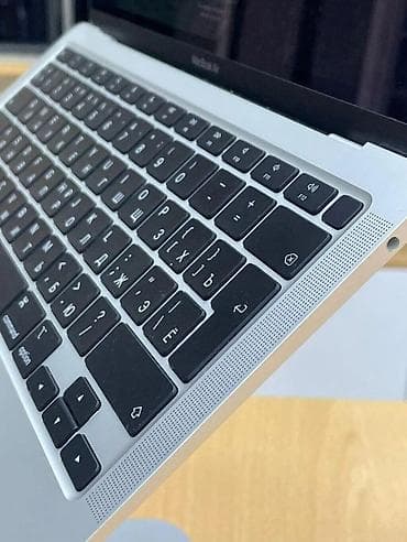 2tb hard disk: İşlənmiş Apple MacBook, 13.3 ", Apple M1, 256 GB — 4