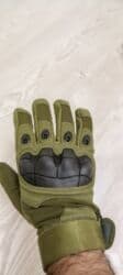 Перчатки: Taktiki Motosiklet əlcəkləri – zeytun yaşılı rəngdə. İstifadə — 10