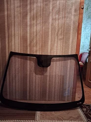 en ucuz jaluzi perde: Avtomobil üçün ön şüşə (vindşild) - Yuxarı mərkəzdə — 1