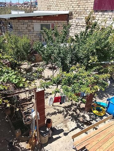 kiraye boş ev: 5 sotun içində 10 otaq 4 hamam sauzer 250 kvadirat həyətdə 50 kvadirat — 7