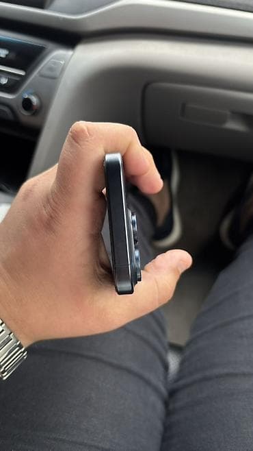 corn iphone: IPhone 15 Pro, 128 GB, Blue Titanium — 4