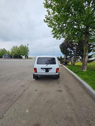 chevrolet cruze kandisoner radiatoru kompressoru: VAZ (LADA) 4x4 Niva: 1.6 l | Ofrouder/SUV — 2