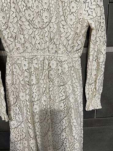 uzun balonka: Ağ rəngdə, tam krujeva (ağ çiçək naxışlı) qadın donu. - Model — 4