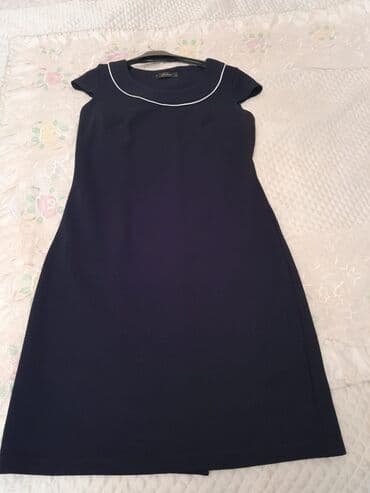 утягивающее белье: Новое платье (темно-синего цвета) с пиджаком. Размер 46-48. Рукав три — 8