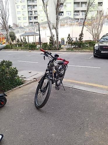 velosipedi: Elektrik velosipedi – mərkəzi batareya bloku və arxa mərkəzdə elektrik — 1