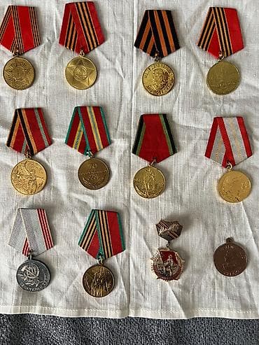 Sovet dövrünə aid orden və medallar kolleksiyası - Müxtəlif illərdə
