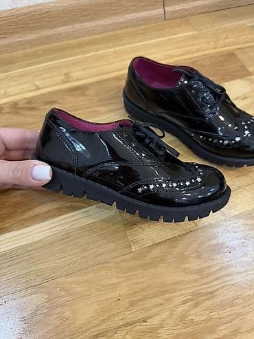 Детская обувь: Polaris 
Как новые 
Размер 29
Цена 10 — 3