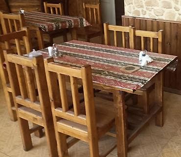 Masa və oturacaqlar 2 komplekt qalıb (2 stol, 8 stul) 1 komplekt 155