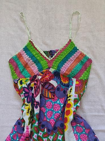 off white prsluk: Desigual (2012) colorful floral print mini dress Price:65₼ Size:40 — 4