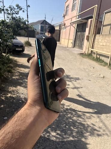 avto aksesuar: Prablemsiz ideal telfondu barter var sekilde el izi falan dusub amma — 4