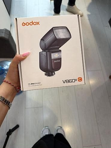 Godox V860III C – TTL Li-ion kamera flaşı - Brend: Godox - Model lalafo.az -da Godox V860III C – TTL Li-ion kamera flaşı - Brend: Godox - Model