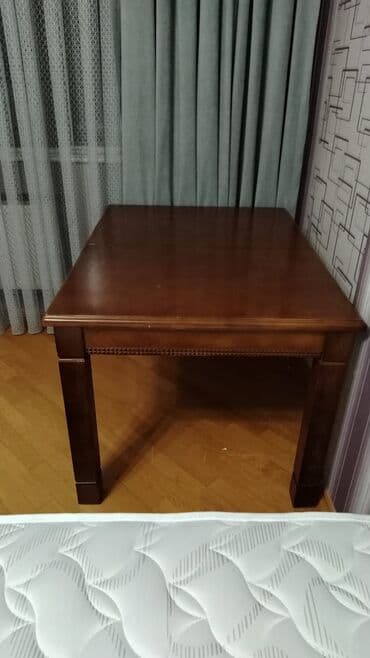 Stullar: Qonaq masası, Açılmayan, Taxta, Dördbucaq masa — 2