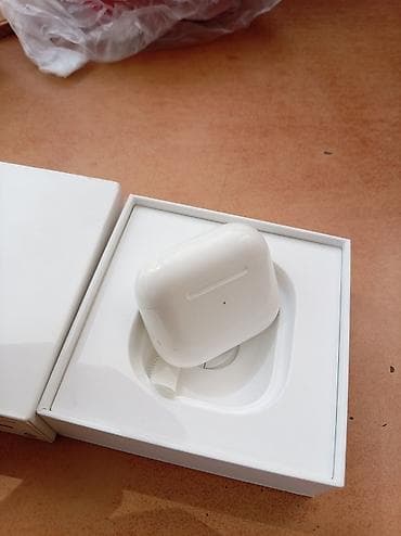 kalonka mikrofon: Məhsul: Apple AirPods (MagSafe şarj qutulu) Xüsusiyyətlər: - Apple — 2