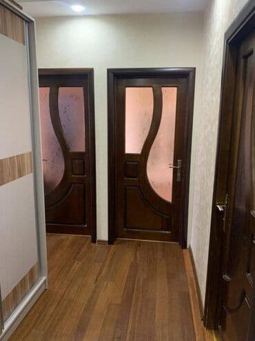 sumqayit 13 mkr: Bakı, 5 otaqlı, Köhnə tikili, 110 kv. m — 12