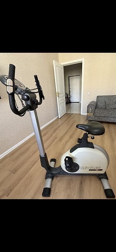 Maskalar, eynəklər: Satılır 250manata padvalda qalıb bir yanına sarı leke düşüb yaxşı — 5