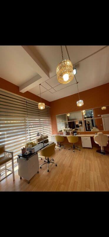 Kirpiklər, qaşlar: Qadın saç ustaları | Saç kəsimi — 3