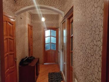 sibrizdə evlərin qiyməti: Bakı, Yeni Günəşli Massiv A, 3 otaqlı, Köhnə tikili, 50 kv. m — 10