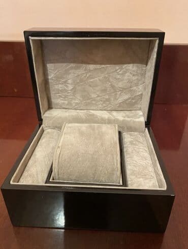 Lüks saat/qolbaq qutusu Materiali bərk korpus parlaq piano-qara