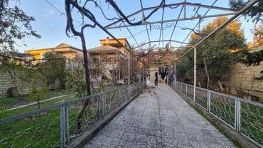 аренда дачи с бассейном: 9 комнат, 330 м² — 15