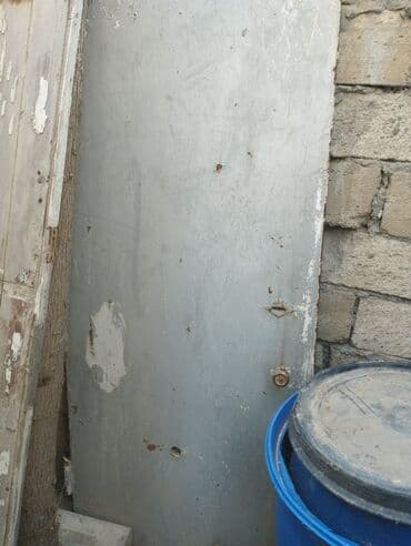 Demir həyət qapisi. 90/200 cercivesi var. Qiymet 70 azn Unvan Xirdalan lalafo.az -da Demir həyət qapisi. 90/200 cercivesi var. Qiymet 70 azn Unvan Xirdalan