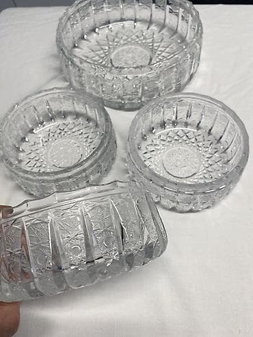 Qedim temiz xrustal bir böyük meyve qabi 3 konfet qabi hamsi 150 azn — 1