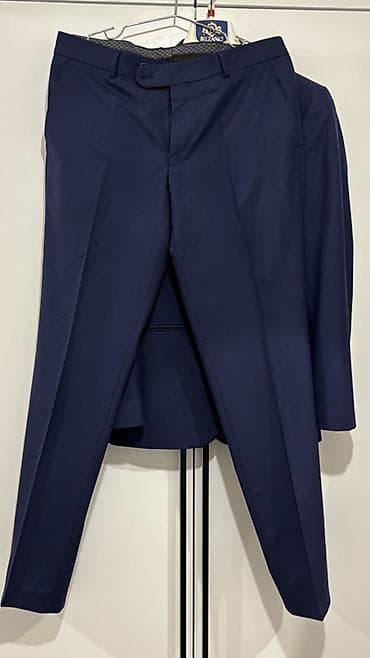 Toy paltarları və aksesuarları: Klassik kişi kostyumu – tünd göy rəng Alan şəxsə endirim ediləcək — 2