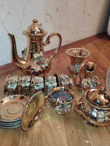 Çay dəstləri və servizlər: Çay dəsti, rəng - Qızılı, Keramika — 1