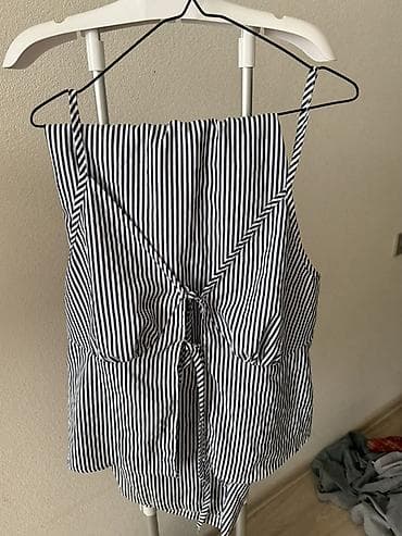 Ətəklər: Qadınlar üçün 4 ədəd yay topu dəsti 1) Zolaqlı düyməli halter top - — 4