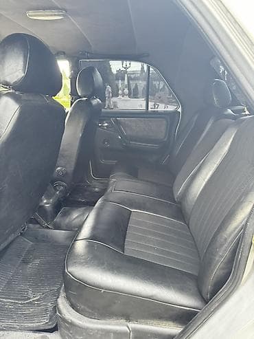 amc disk: QAZ 3110: 2.3 l | 2003 il 122000 km Sedan — 5