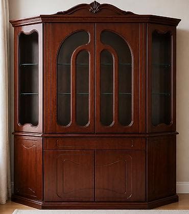 Klassik üslublu vitrin-buffet şkaf - Material: tünd qoz rəngli ağac