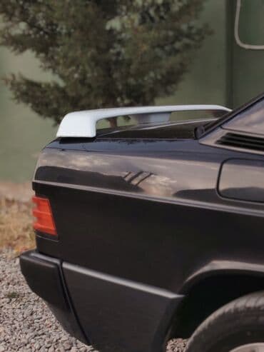 Şin və təkərlər: Spoyler, İşlənmiş, Plastik, Mercedes — 2