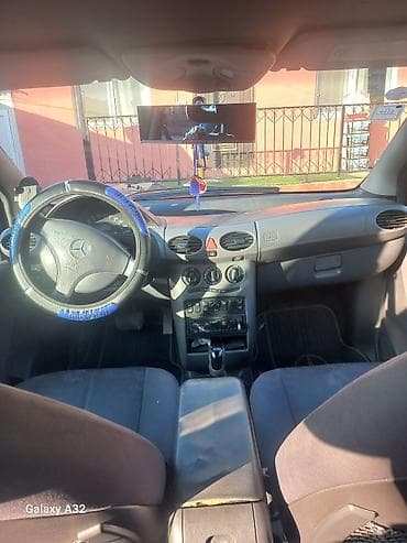 mersedes 2022: A-class ideal vəziyətdə.Heç bir problemi yoxdur. Xanım — 4