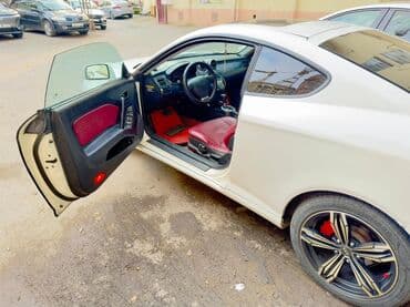 hunda h1: Hyundai Tiburon: 2 l | 2006 il Kupe — 6