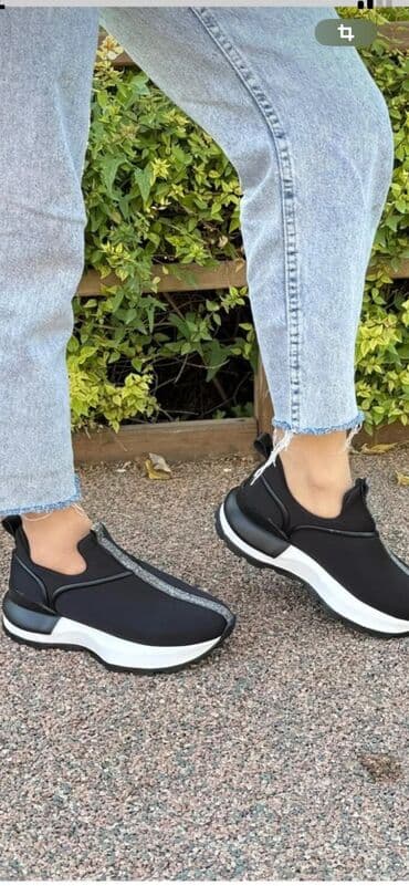 женские белые кроссовки: Размер: 38, цвет - Черный, Новый — 6