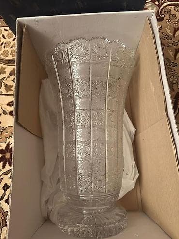 Bir vaza, Bogem şüşəsi