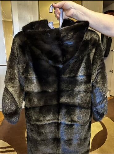 Alfa Romeo: Kürk, rəng - Qara — 2