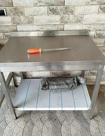 Restoran, kafe avadanlığı: 💫RR
Nerj masa eni 70 uzunu 1 metr 
Qiymet 160 azn 
Unvan Zabrat — 1
