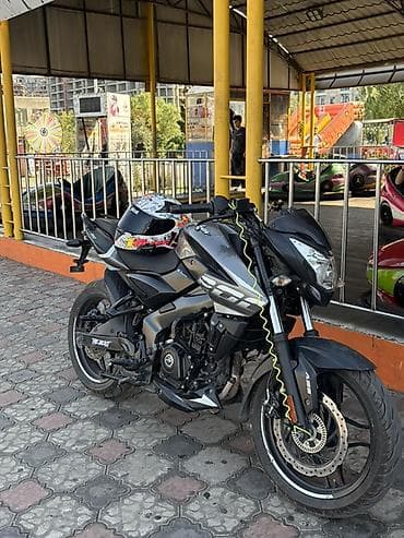 Bajaj - Pulsar NS200, 200 sm3, 2022 il, 31000 km — 2