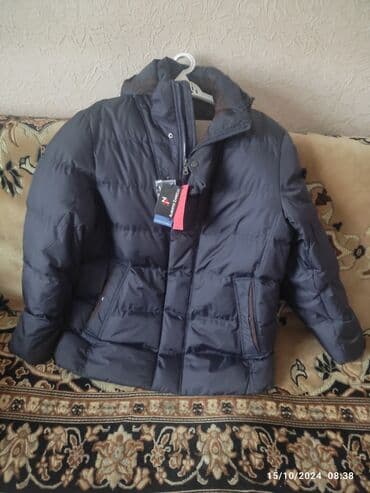 kişi üçün gödəkçə köynək: Alberto Zanelli firmasına məxsus qış gödəkçə təzə kapşonlu ( kapşonu — 3